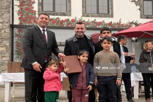 Növbəti köç karvanları Məmmədbəyli və Xıdırlı kəndlərinə çatıb, açarlar təqdim olunub - YENİLƏNİB Xəbər şəkili