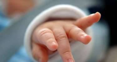 Mingəçevirdə azyaşlı körpəsini zirzəmiyə atan ana saxlanıldı