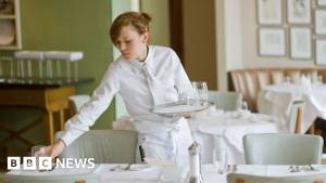 Gənclər Arasında İşsizliyin Azaldılması üçün Yeni Hökumət Proqramı: Tikinti və Qonaqpərvərlik Sektorunda Böyük Təşəbbüs Xəbər şəkili