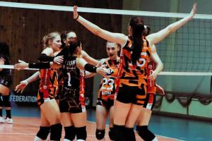 Qadın voleybolçular arasında Azərbaycan Yüksək Liqasında "DH Volley" "Gənclər" komandasına qalib gəlib