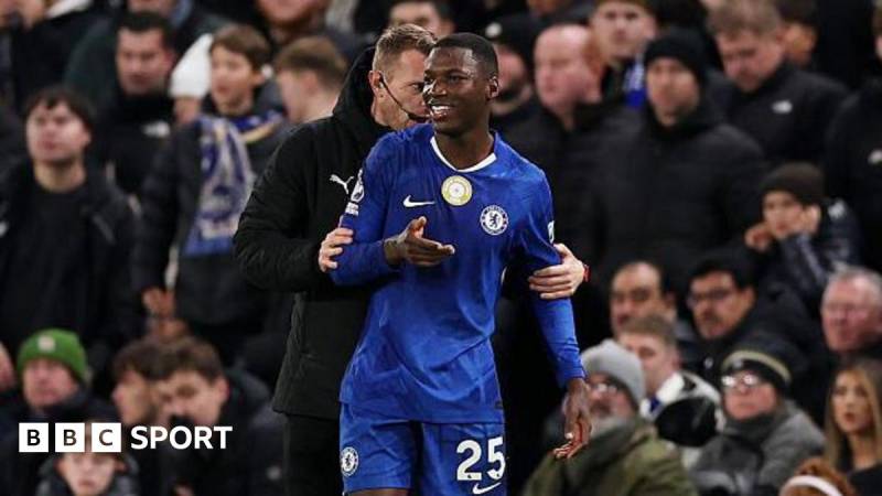 Kayseidonun Qırmızı Kart Alması, Bəntankurunsa Cəzasız Qalması: Mareska Hakimlərin Qərarsızlığından Şikayətçidir