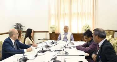 Leyla Əliyeva və Arzu Əliyeva Banqladeşin müvəqqəti hökumətinin Baş müşaviri ilə görüşüblər