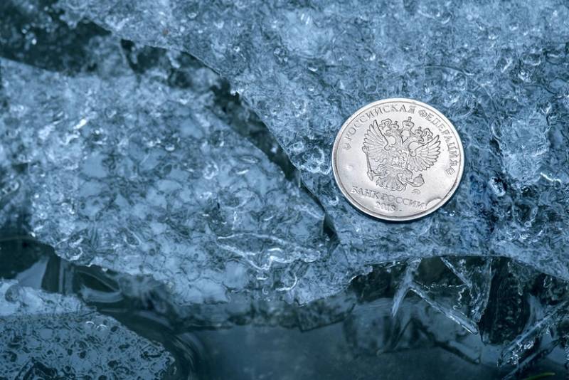 KİV: Britaniya Rusiyanın 10,6 milyard dollarlıq aktivlərini Ukraynaya verməyə hazırdır