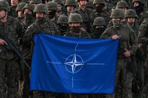 Admiral: NATO Rusiyaya qarşı qabaqlayıcı zərbələr endirmək imkanlarını araşdırır Xəbər şəkili