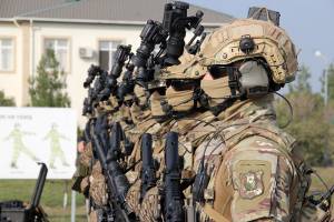 XTQ hərbi hissəsində hərbi vəzifəlilərlə təlim toplanışı keçirilib - VİDEO Xəbər şəkili