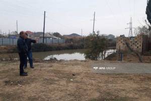 Biləsuvarda avtomobil kanala aşıb, ölən 5 nəfərdən ikisi qardaşdır - YENİLƏNİB-2 Xəbər şəkili