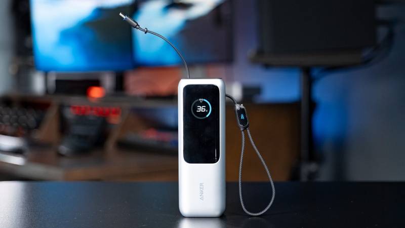 Sharge-dan 165 Vt Çıxış Gücü və Geri Çəkilən Kabellə Yeni Enerji Bankı: Rəqiblərdən Ucuz və Yüngül