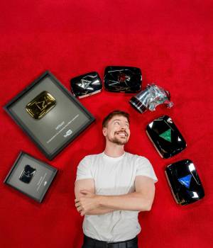 MrBeast İPO-ya Hazırlaşır: Şirkətin CEO-su Niyə Pərəstişkarlarına Səhm Satmaq İstəyir? Xəbər şəkili