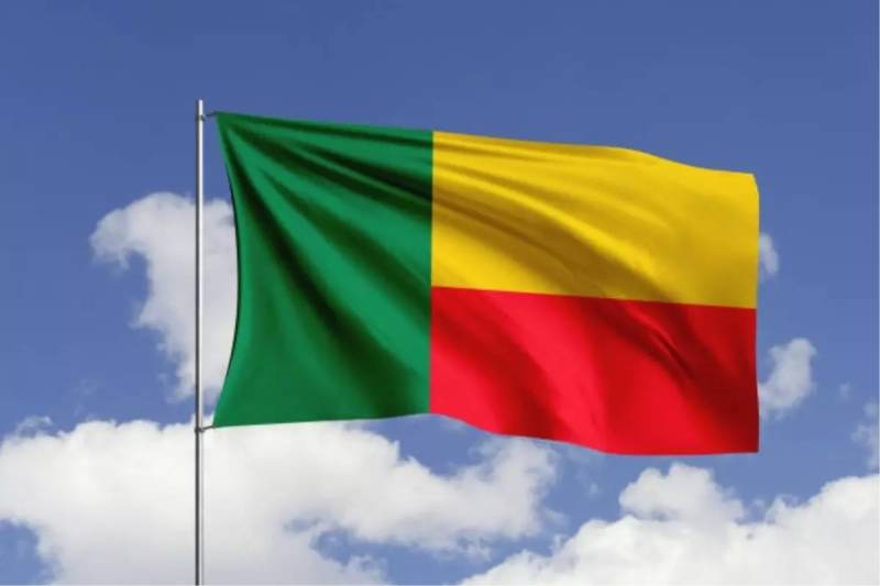 Benində Hərbi Çevriliş: Əsgərlər Hakimiyyəti Ələ Keçirdiklərini Elan Etdilər