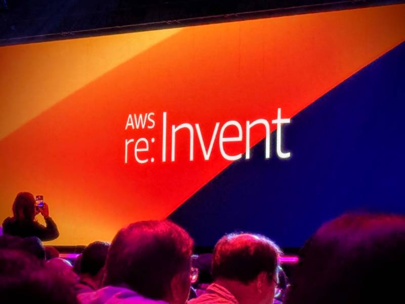 AWS re:Invent 2025 Konfransı: Las Veqasdan Canlı Yayımları və Əsas Çıxışları Necə İzləmək Olar