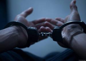 Market və təmir sexindən oğurluq edən şəxslər saxlanılıblar