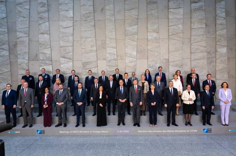 Xarici İşlər Naziri Hakan Fidan NATO-nun Brüssel Toplantısında iştirak etdi