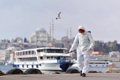 T&uuml;rkiyədə koronavirus qurbanlarının sayı 4 800-&uuml; &ouml;td&uuml; Xəbər şəkili